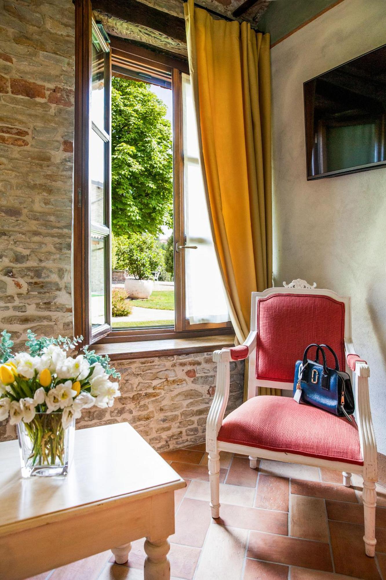 Relais Montemarino Hotell Borgomale Eksteriør bilde
